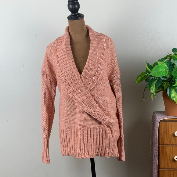 Ann Taylor Loft Coral Alpaca Blend Long Sleeve V Neck Sweater Size Large - Picture 1 of 8